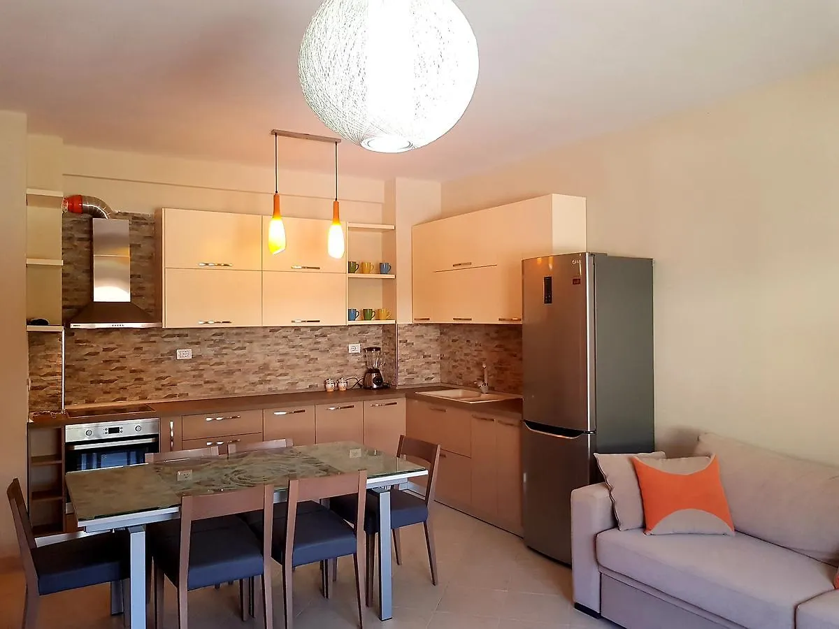 Flori Beach Apartment Vlore Albania