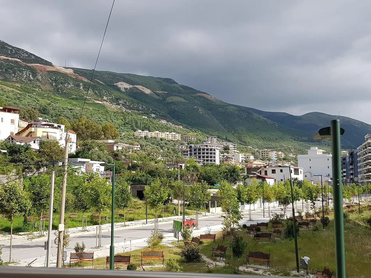 Flori Beach Apartment Vlore